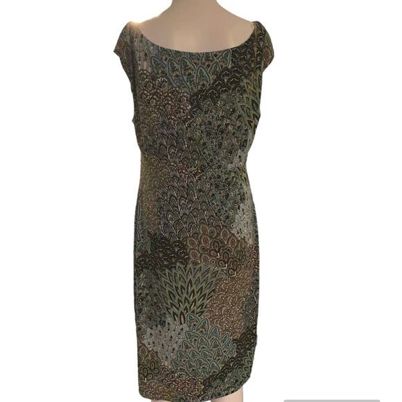 Connected Apparel Women's Size 14 Faux Wrap Midi Dress Green Pattern Sleeveless - Picture 3 of 6